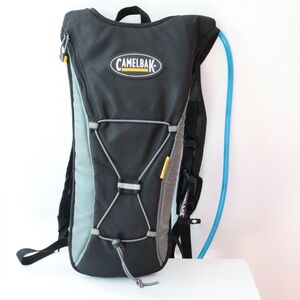 CamelBak Classic Hydration Pack Backpack 2L Reservoir Hiking Running w/ Bladder